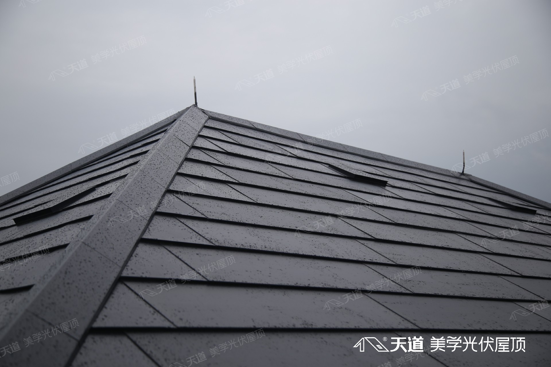 光伏瓦生產(chǎn)廠家哪家好？應該如何進行選擇？